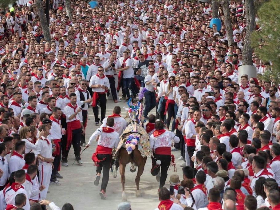 Alojamiento Central Caravaca Caravaca De La Cruz Ngoại thất bức ảnh